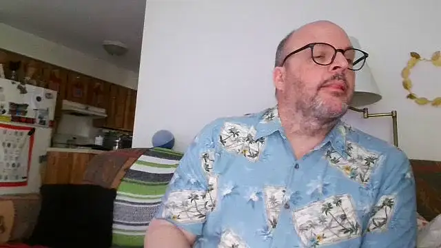 Snapshot of Ursulet_US chatting on May 7, 2026, 7:52 pm Ursulet US online show from May 7, 2026, 7:52 pm