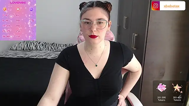 Snapshot of xxbbtaa chatting on December 12, 2024, 7:59 pm xxbbtaa online show from December 12, 2024, 7:59 pm
