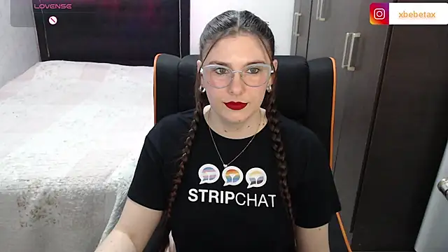 Snapshot of xxbbtaa chatting on October 14, 2025, 2:01 am xxbbtaa online show from October 14, 2025, 2:01 am