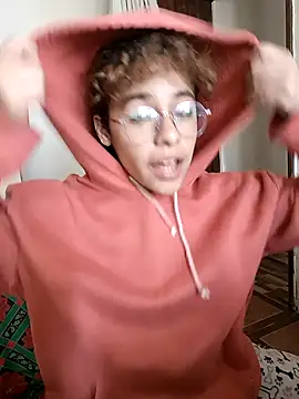 EmmaMelissa0521 online show from January 16, 2025, 8:14 pm