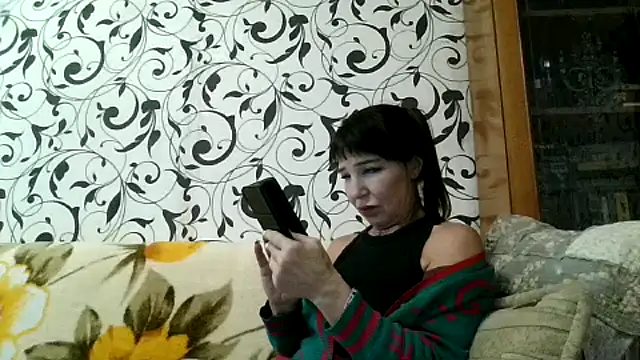 JeaneDavis online show from October 3, 2025, 12:24 pm