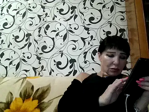 JeaneDavis online show from November 13, 2025, 12:26 pm