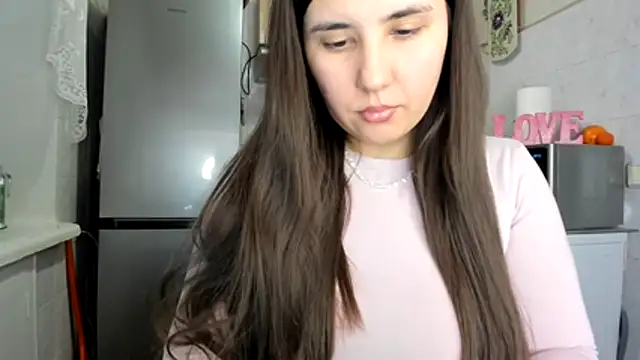 Snapshot of MiaMarrone chatting on January 13, 2026, 4:45 pm MiaMarrone online show from January 13, 2026, 4:45 pm