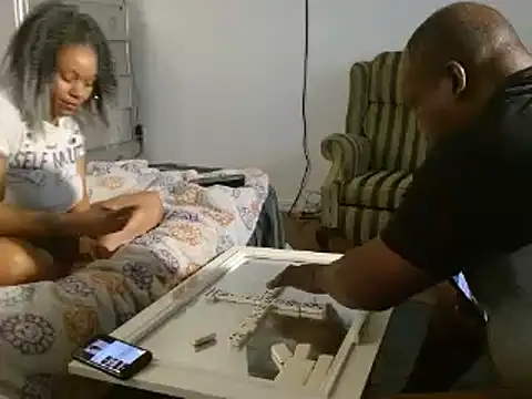 realninafame online show from December 3, 2025, 5:59 am