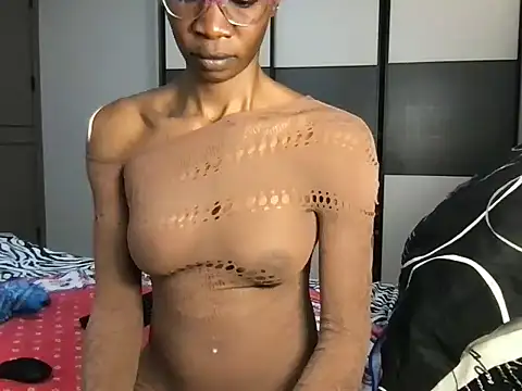 choco petite online show from February 28, 2025, 5:04 am