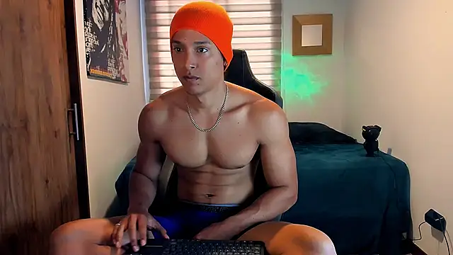 Liam V online show from January 25, 2025, 1:41 pm