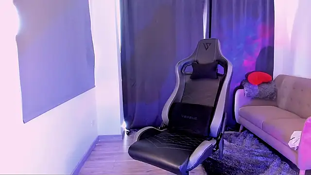 Liam V online show from March 20, 2025, 7:57 pm