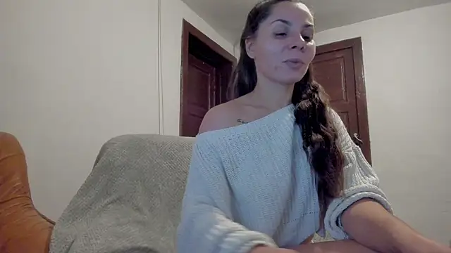 Snapshot of EasyAcee chatting on October 14, 2025, 4:41 pm EasyAcee online show from October 14, 2025, 4:41 pm