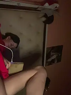 Flossy Vettie online show from October 31, 2025, 12:44 am