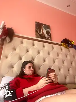 Flossy Vettie online show from December 3, 2025, 8:00 am