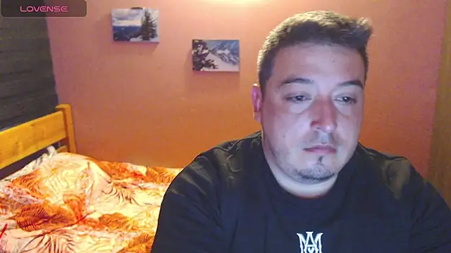 Snapshot of antonycruz chatting on March 2, 2026, 12:35 am antonycruz online show from March 2, 2026, 12:35 am