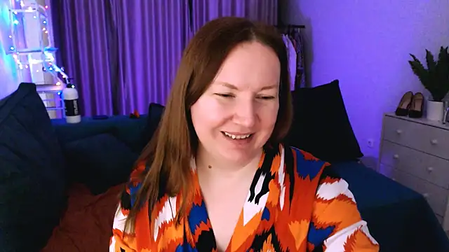 GoddessLara online show from March 18, 2025, 4:15 am