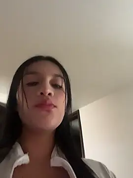 Emmily 19 online show from May 25, 2026, 8:59 pm