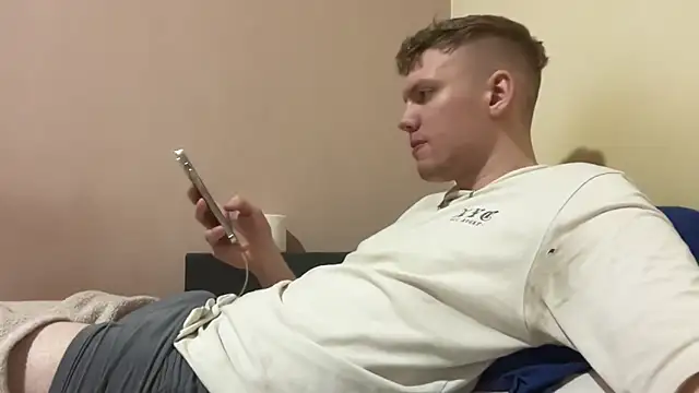 sexybooii6968 online show from December 18, 2025, 5:41 pm