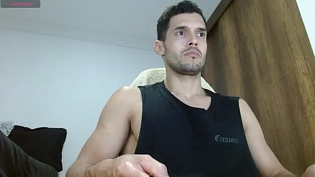 Noah jhonsonn online show from March 7, 2025, 4:24 am