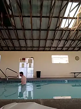 EZYves online show from September 30, 2025, 11:54 pm