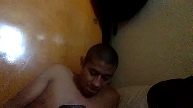 Snapshot of BIG-CkD_F chatting on December 17, 2024, 6:09 pm BIG-CkD F online show from December 17, 2024, 6:09 pm