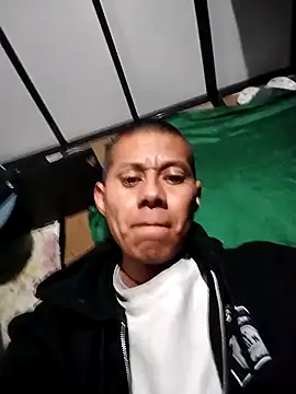 Snapshot of BIG-CkD_F chatting on December 17, 2025, 11:05 am BIG-CkD F online show from December 17, 2025, 11:05 am