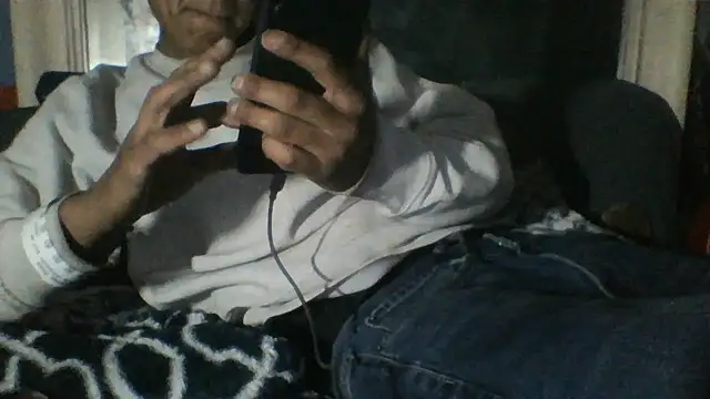 Snapshot of BIG-CkD_F chatting on December 22, 2025, 10:56 am BIG-CkD F online show from December 22, 2025, 10:56 am