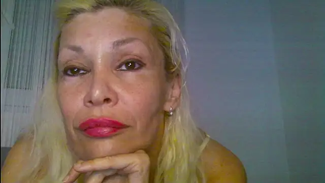 Snapshot of EvaaMina chatting on June 14, 2026, 3:14 pm EvaaMina online show from June 14, 2026, 3:14 pm