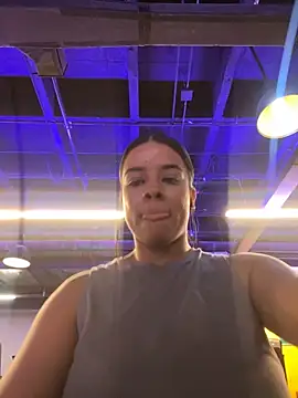 trianawhite online show from December 17, 2024, 8:54 pm