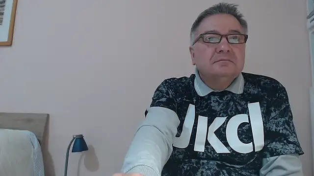 YOU6me online show from February 8, 2025, 9:35 am