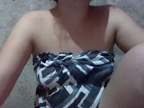 Beatrice143 online show from March 3, 2025, 5:20 am