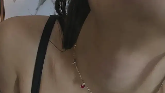 hannahill69 online show from March 5, 2025, 4:13 am