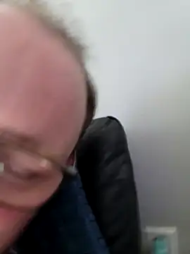 Snapshot of gdawg78 chatting on March 2, 2026, 9:32 pm gdawg78 online show from March 2, 2026, 9:32 pm