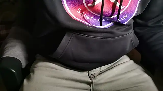 Lucas1andOnly4Girl online show from February 18, 2026, 8:05 pm