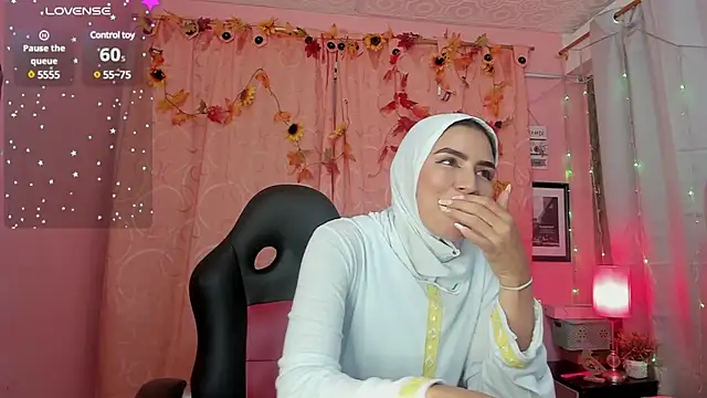 DarshaKhemu online show from January 11, 2025, 8:43 pm