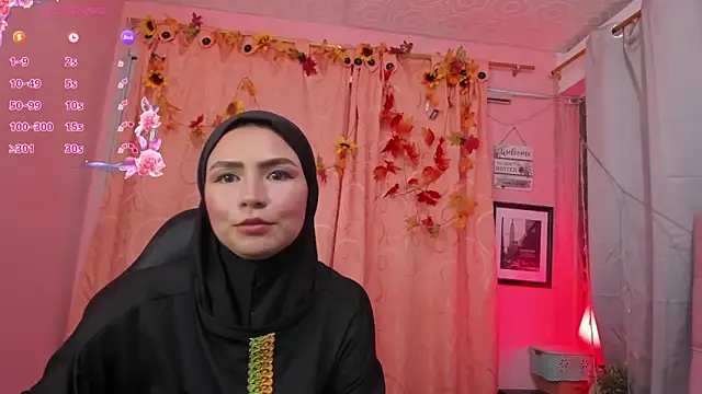 DarshaKhemu online show from September 11, 2025, 1:33 pm