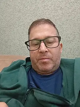 tavio1 online show from May 24, 2026, 12:37 am