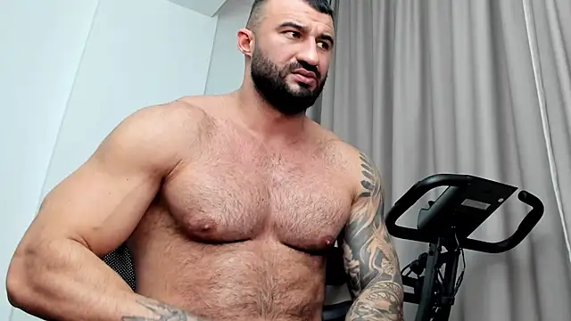 MuscleJohn online show from December 27, 2024, 10:05 pm