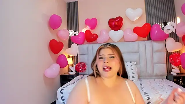 EYMI TOMSOM online show from February 15, 2026, 3:14 am