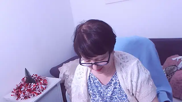 Snapshot of ChristaRose chatting on January 2, 2025, 7:01 am ChristaRose online show from January 2, 2025, 7:01 am