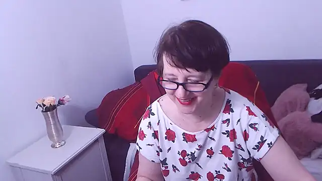 Snapshot of ChristaRose chatting on January 27, 2025, 3:37 am ChristaRose online show from January 27, 2025, 3:37 am