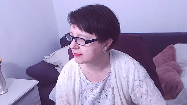 Snapshot of ChristaRose chatting on February 24, 2025, 3:33 am ChristaRose online show from February 24, 2025, 3:33 am