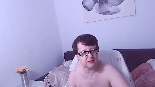 Snapshot of ChristaRose chatting on September 13, 2025, 10:31 pm ChristaRose online show from September 13, 2025, 10:31 pm