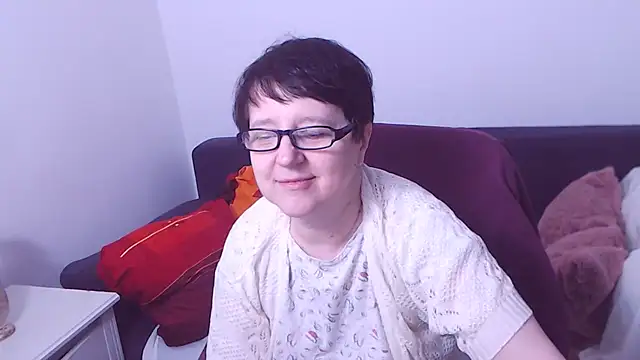 ChristaRose online show from April 15, 2026, 7:21 pm