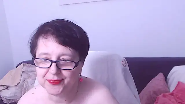 ChristaRose online show from June 11, 2026, 2:53 am