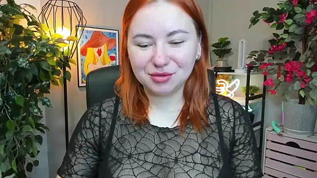 LAYLAxSTAR online show from October 30, 2025, 7:32 am