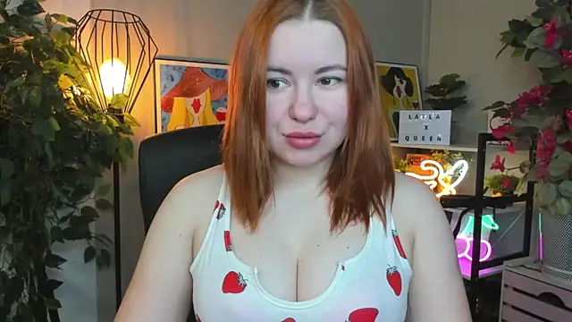 LAYLAxSTAR online show from February 3, 2026, 7:24 am