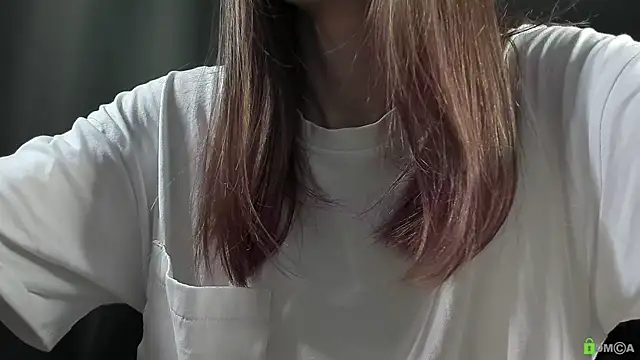 Courtney Luv online show from January 11, 2026, 12:54 pm