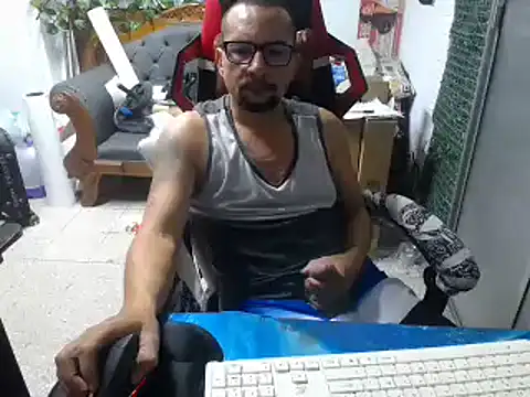 Snapshot of alexam_gal@xh chatting on December 20, 2024, 2:19 am alexam galxh online show from December 20, 2024, 2:19 am