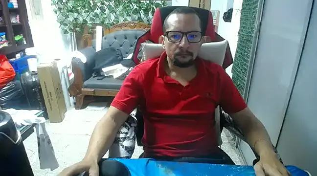 Snapshot of alexam_gal@xh chatting on December 27, 2024, 3:15 pm alexam galxh online show from December 27, 2024, 3:15 pm