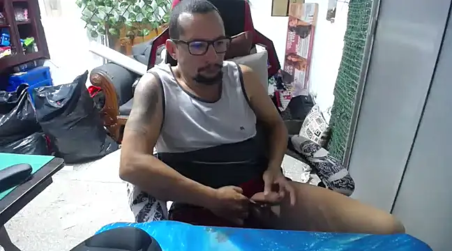 Snapshot of alexam_gal@xh chatting on February 12, 2025, 10:59 pm alexam galxh online show from February 12, 2025, 10:59 pm