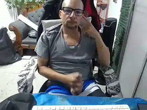 Snapshot of alexam_gal@xh chatting on February 28, 2025, 5:37 pm alexam galxh online show from February 28, 2025, 5:37 pm