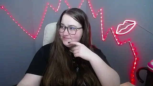 XX Daniella XX online show from April 10, 2026, 6:29 am