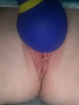 ToysRus24 online show from February 13, 2025, 8:03 pm